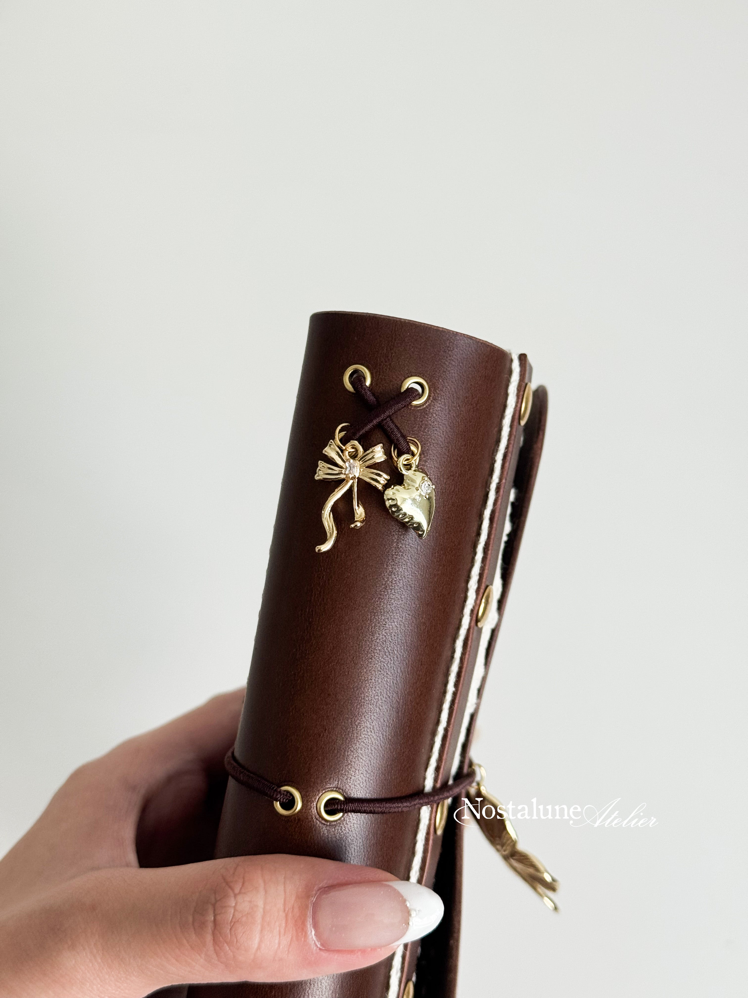 A6 - Amber (with Pockets)
