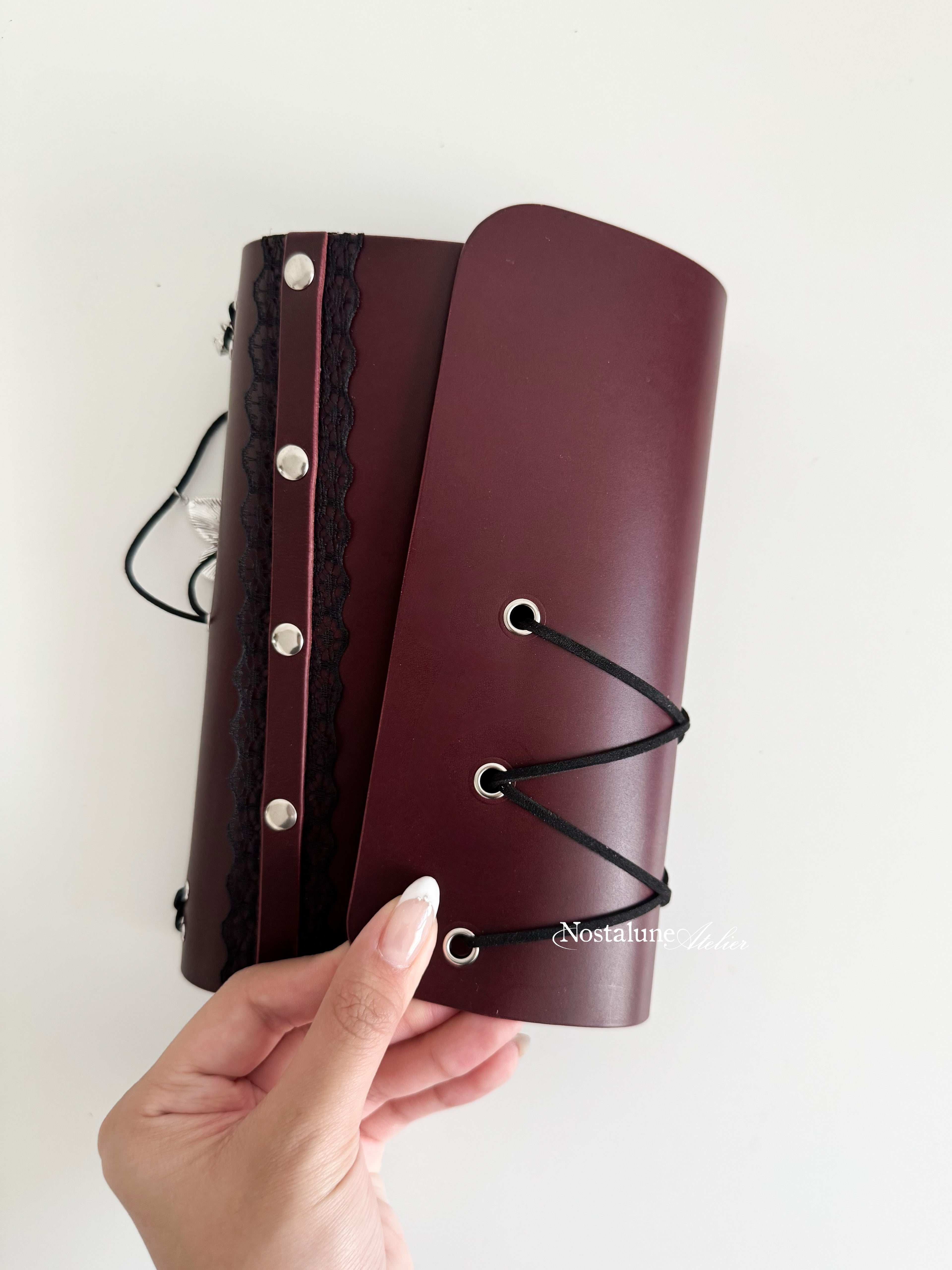 B6 (Medium Size) - Claret
