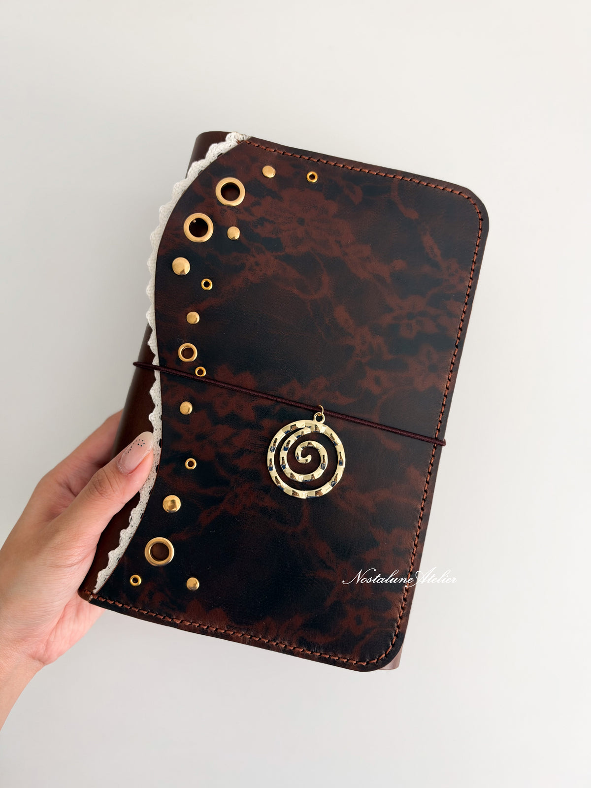 A5 SIZE - Sadie (with Pockets)